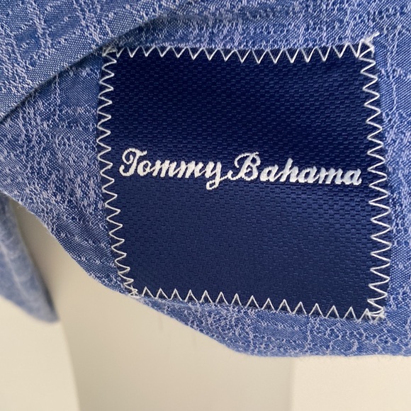 Tommy Bahama Silk Blend Short Sleeve Button Up - Picture 5 of 6